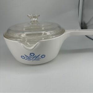 Corning Ware 2 1/2 Cup Sauce Pan With Lid